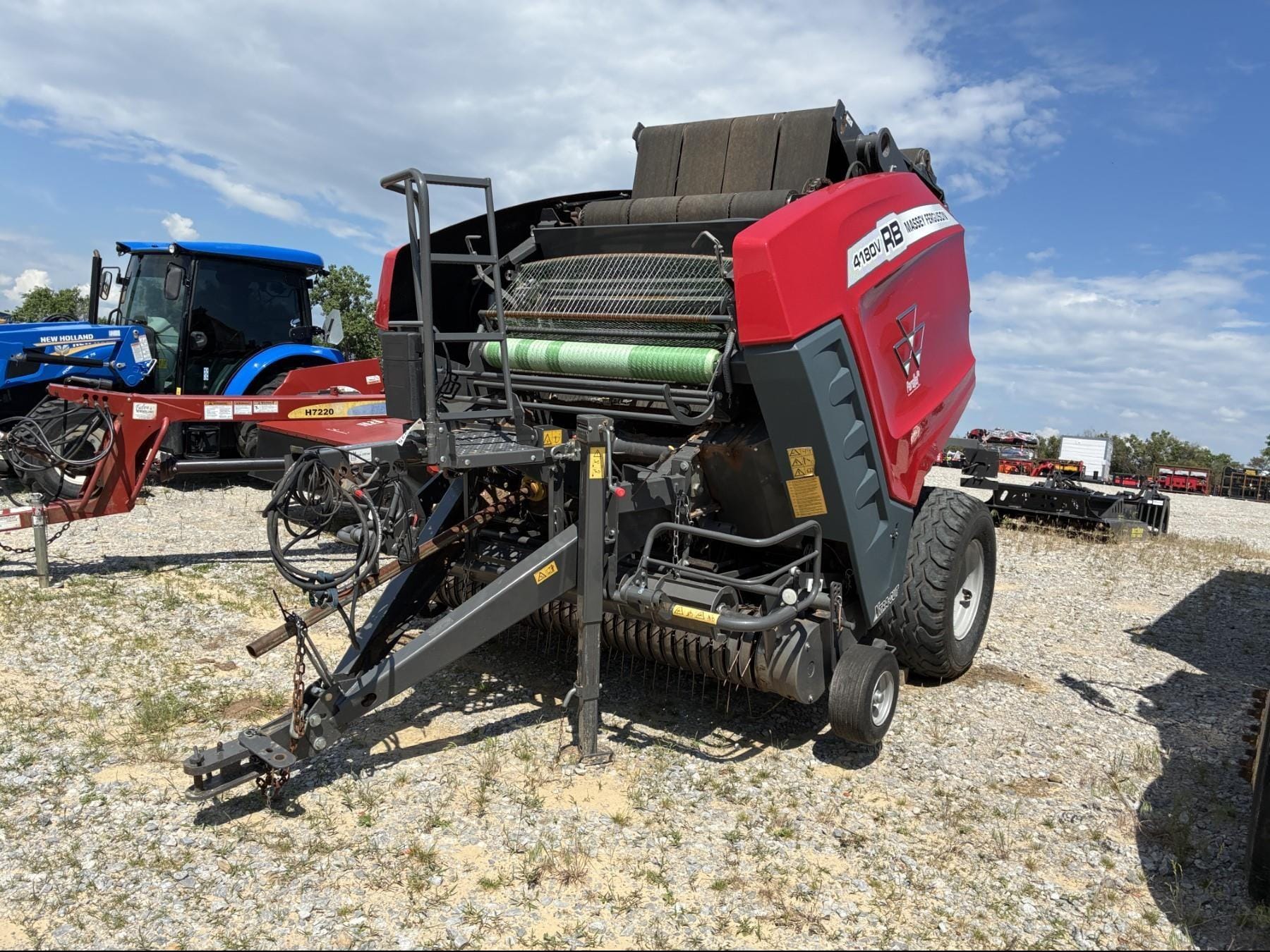 Massey Ferguson RB4180V Equipment Image0