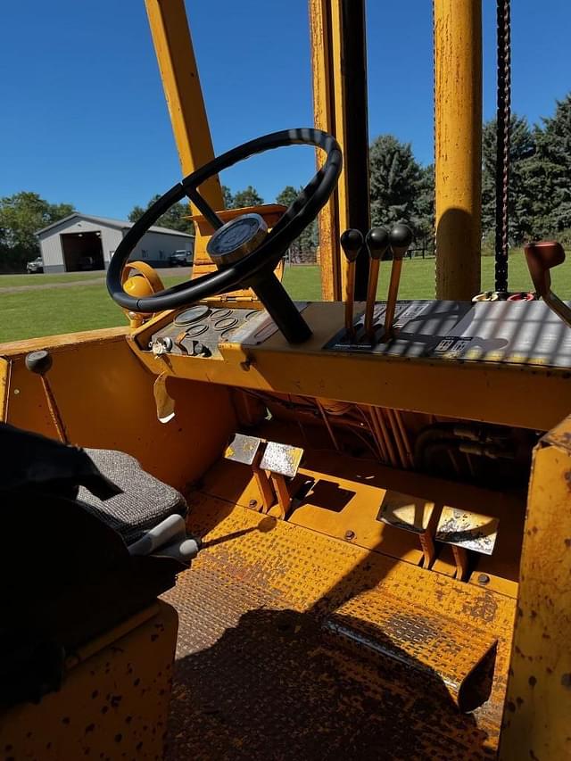 Image of Massey Ferguson MF4500 equipment image 4