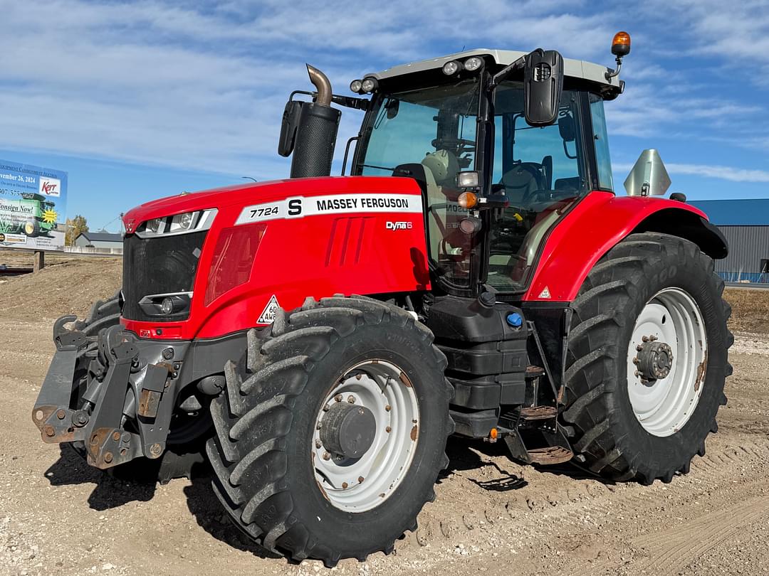 Image of Massey Ferguson 7724S Primary image