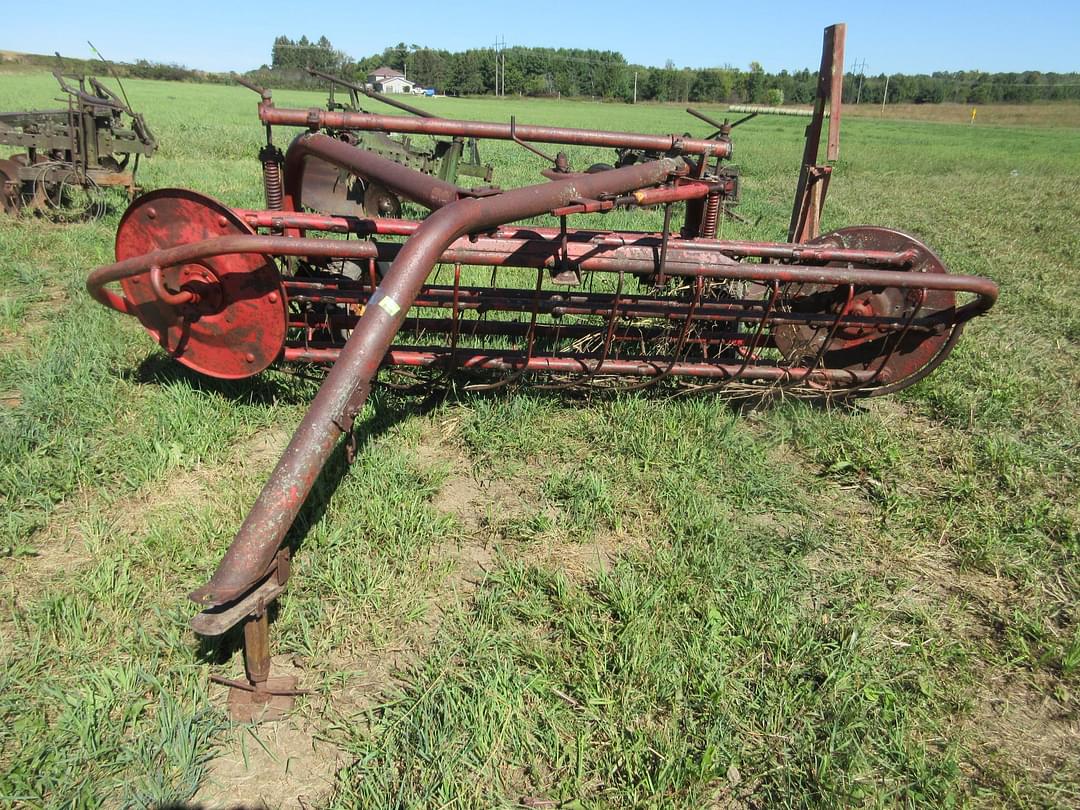 Image of Massey Ferguson 37 Primary image