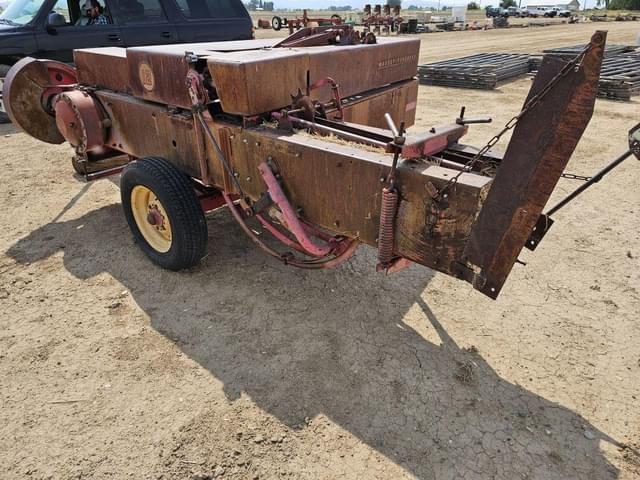 Image of Massey Ferguson 12 equipment image 3