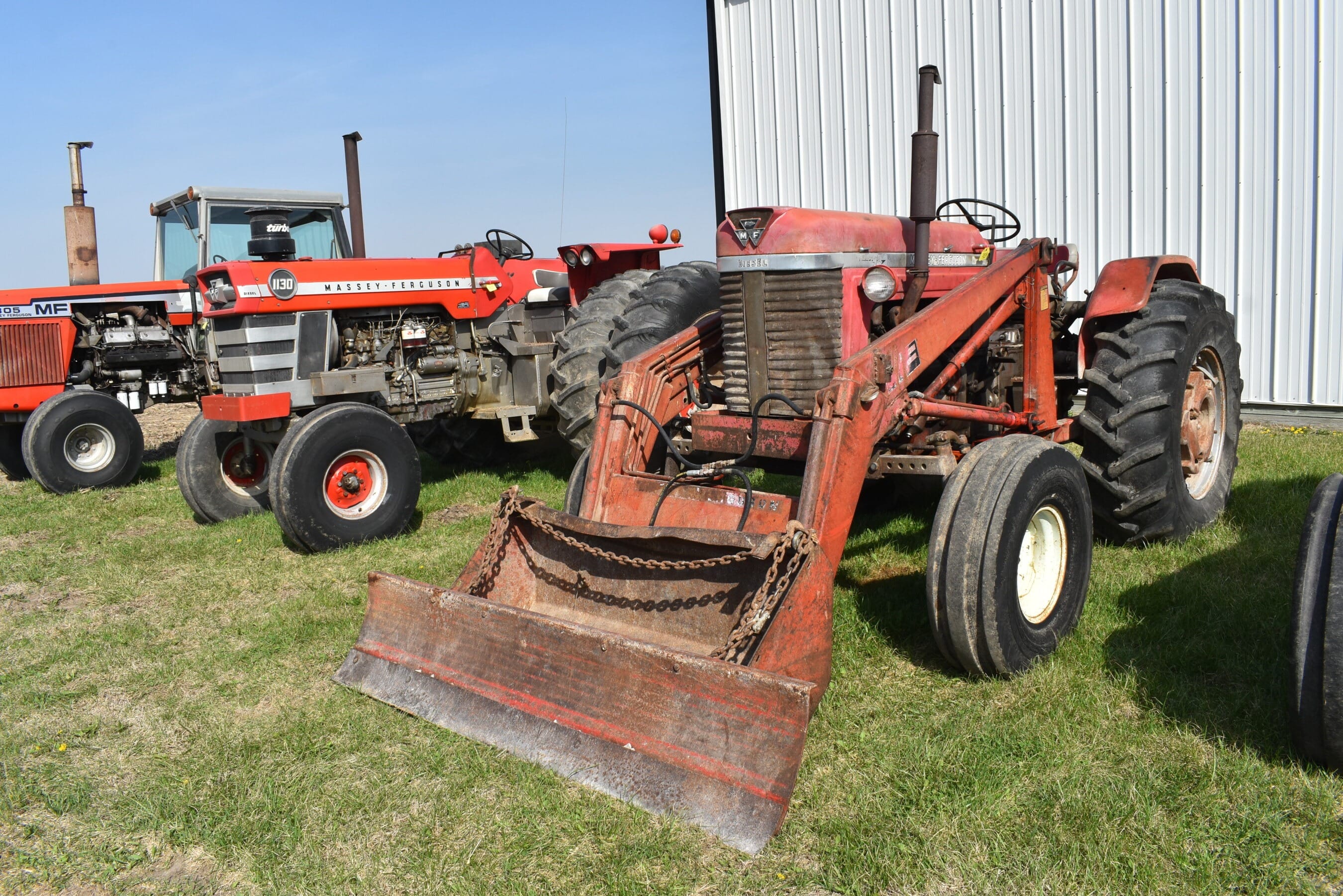 1963 Massey Ferguson Super 90 Equipment Image0