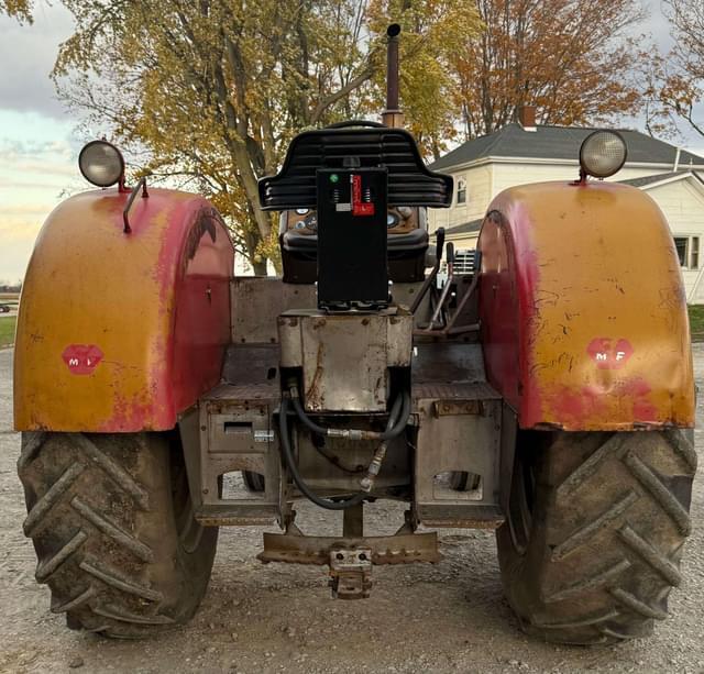 Image of Massey Ferguson 95 equipment image 4