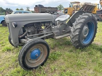 Main image Massey Ferguson 20
