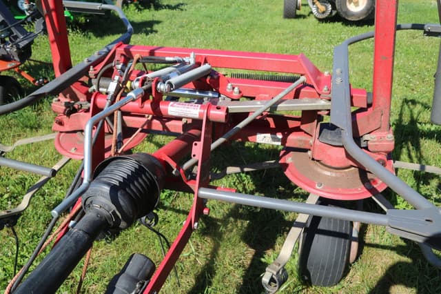 Image of Massey Ferguson TD524 equipment image 2