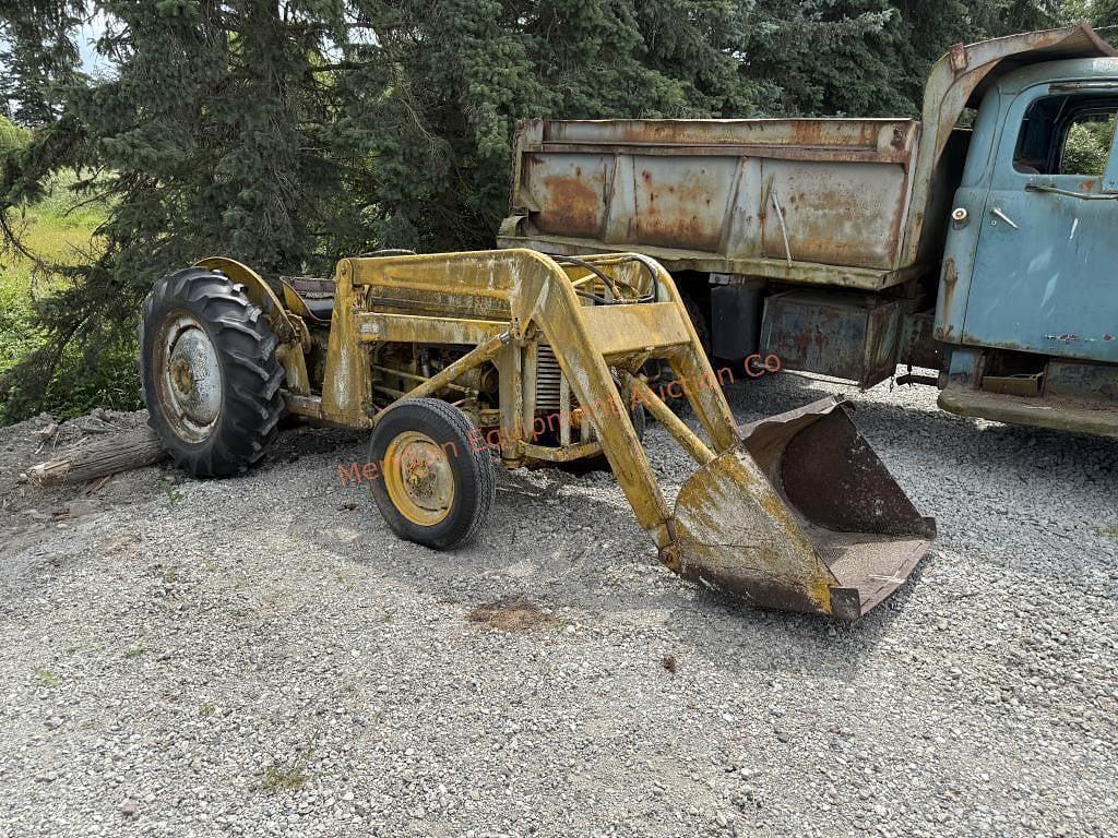 Image of Massey Ferguson TO-35 Primary image