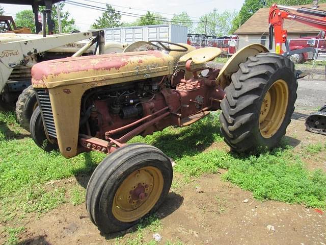 Image of Massey Ferguson TO-35 equipment image 1