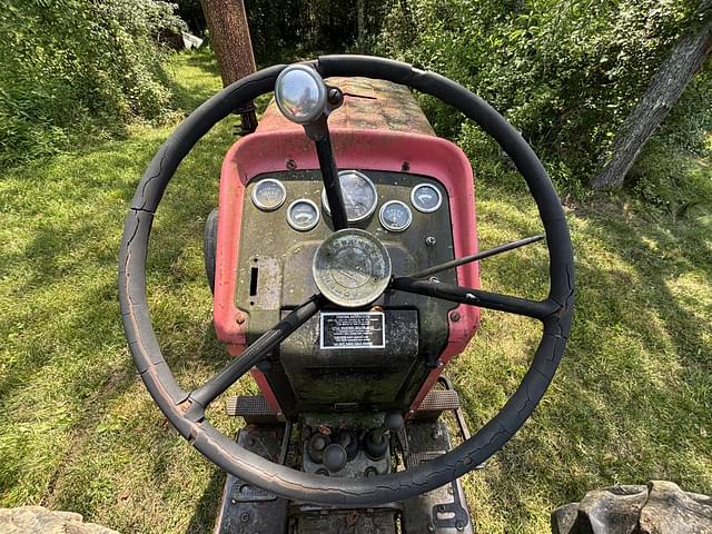 Image of Massey Ferguson 165 equipment image 4