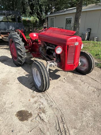 Main image Massey Ferguson TO-35
