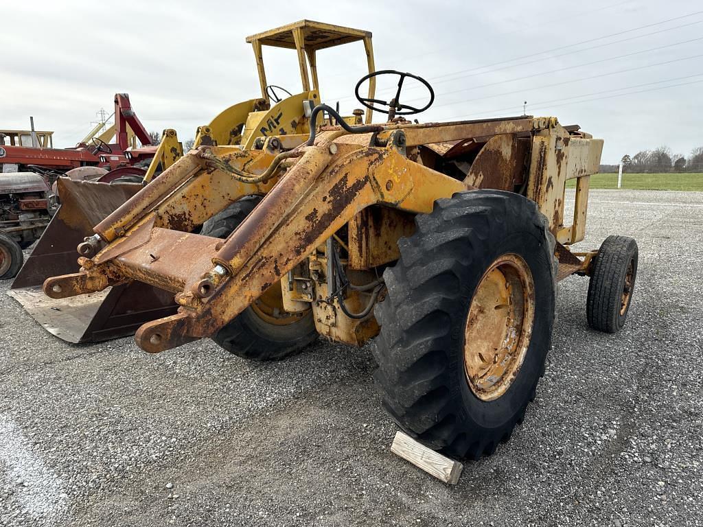 Image of Massey Ferguson Work Bull 1001 Primary image