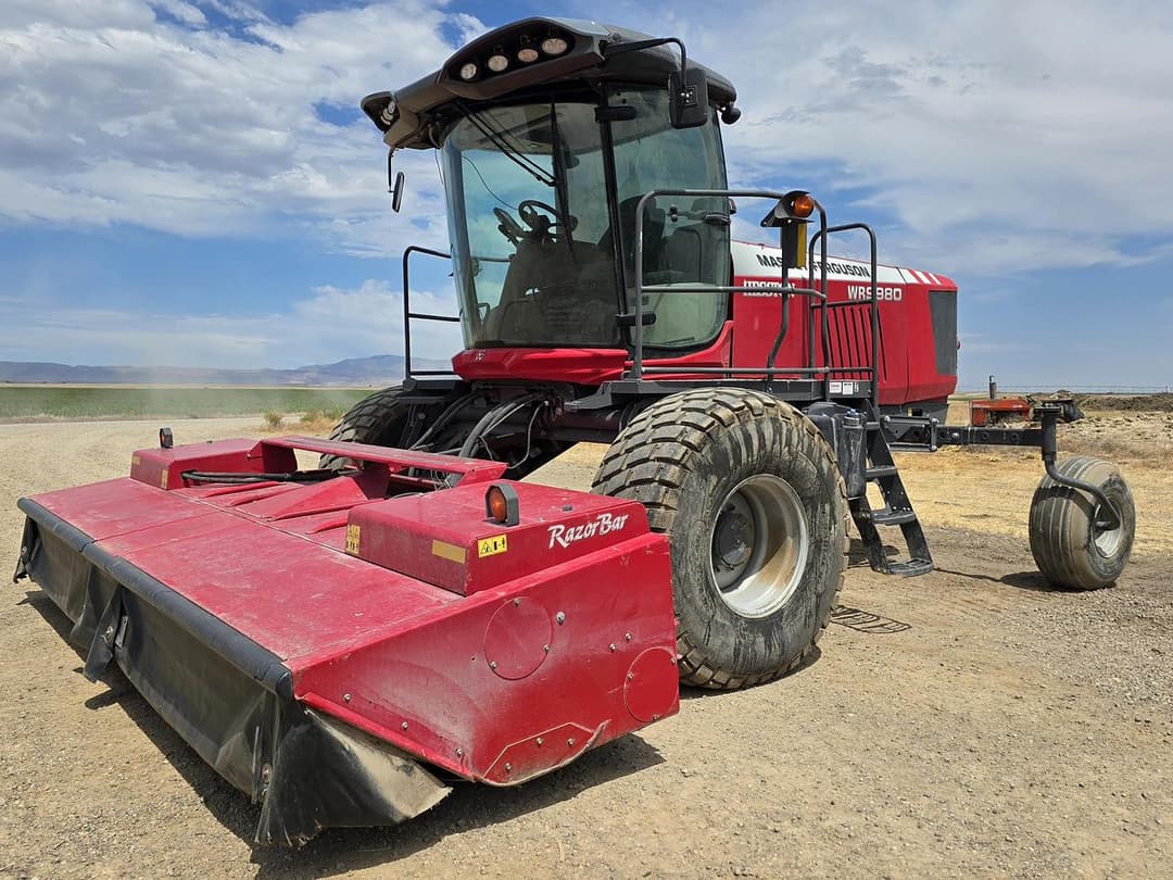 Image of Massey Ferguson WR9980 Primary image