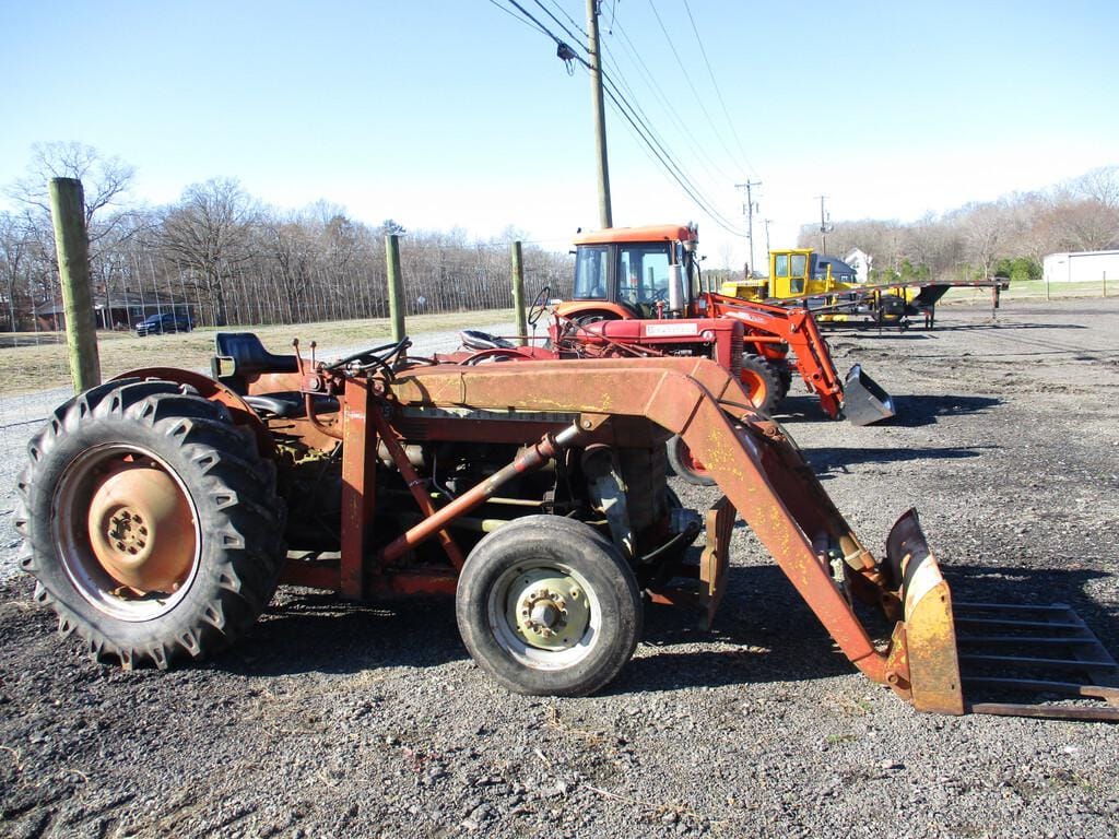 Main image Massey Ferguson 135
