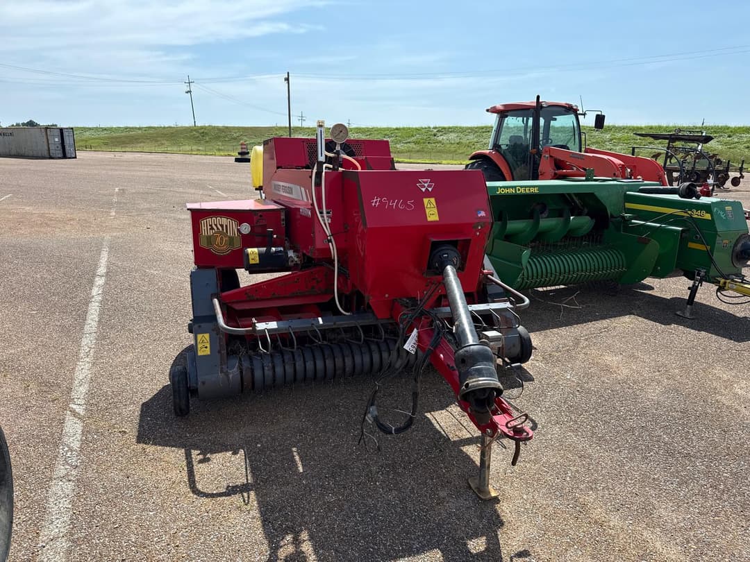 Image of Massey Ferguson Hesston 1840 Primary image