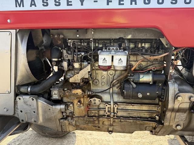 Image of Massey Ferguson 1100 equipment image 4