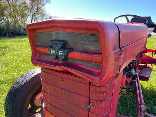 Image of Massey Ferguson 135 equipment image 2