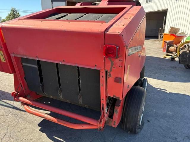 Image of Massey Ferguson 143 equipment image 1