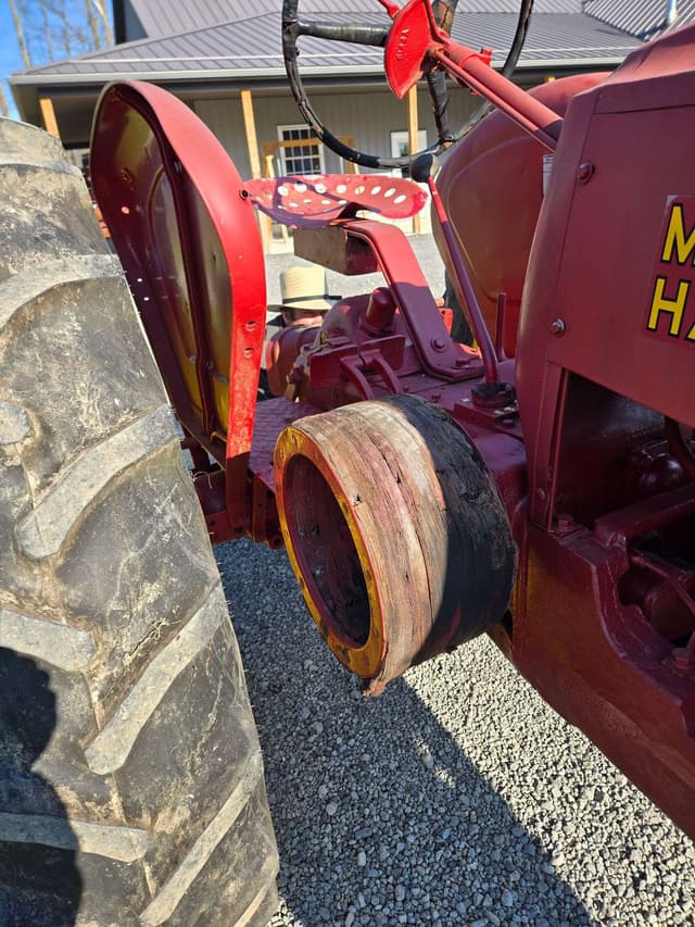 Image of Massey-Harris 101 Junior equipment image 4
