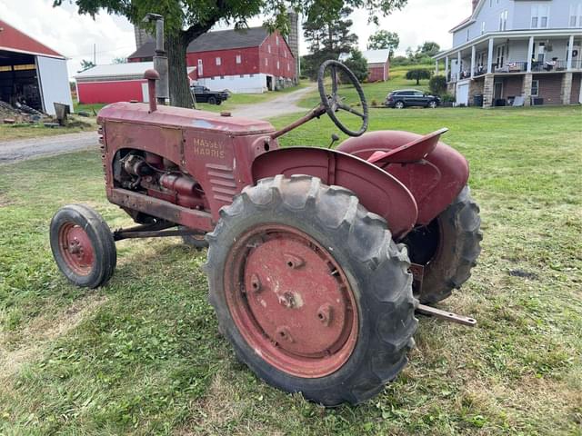 Image of Massey-Harris 22 equipment image 4
