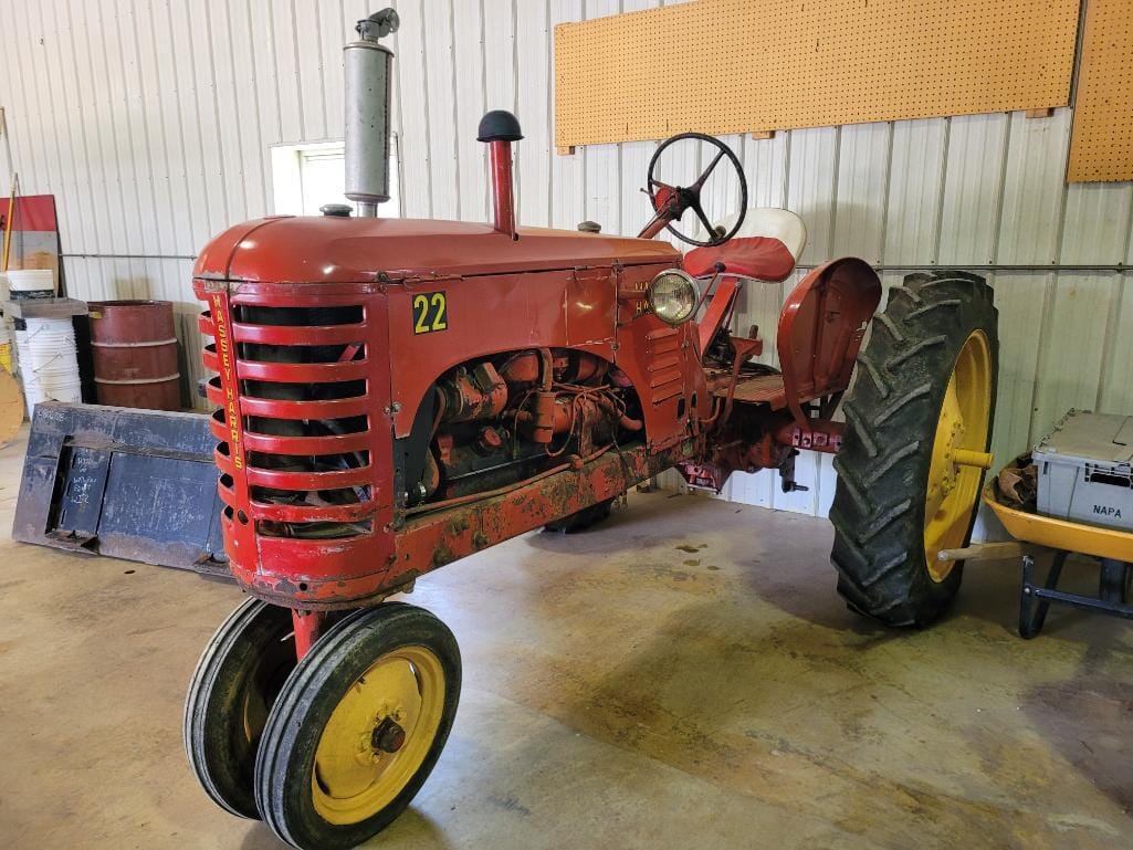 Main image Massey-Harris 22