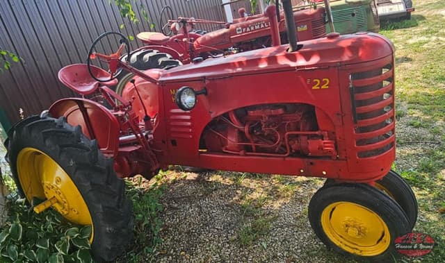 Image of Massey-Harris 22 equipment image 1