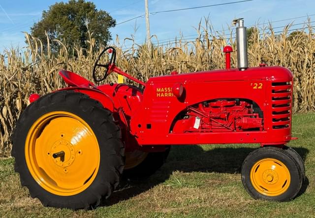 Image of Massey-Harris 22 equipment image 3