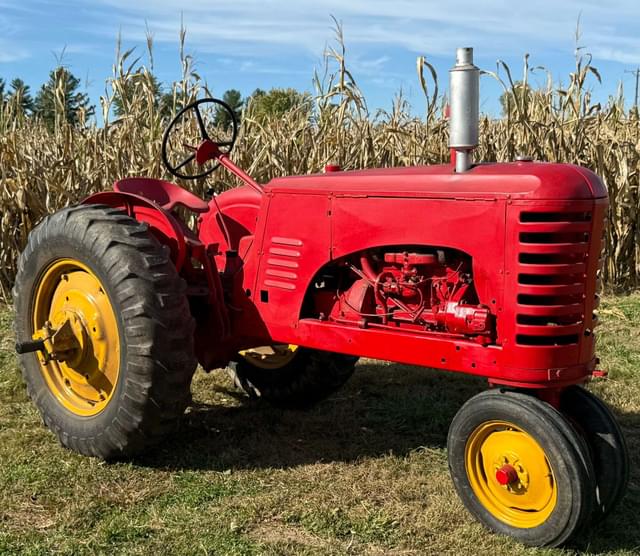 Image of Massey-Harris 22 equipment image 1