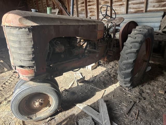 Image of Massey-Harris 30 equipment image 2