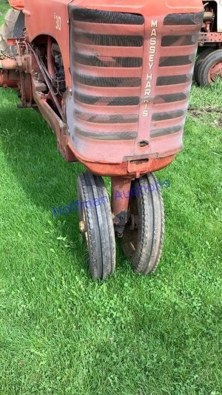 Image of Massey-Harris 30 equipment image 4
