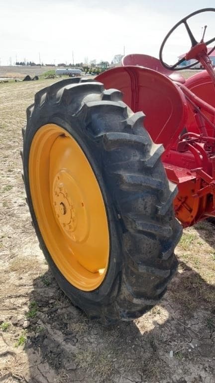 Image of Massey-Harris 30 equipment image 4