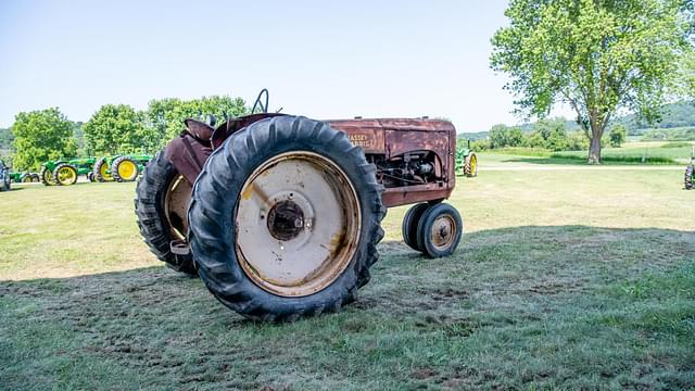 Image of Massey-Harris 30 equipment image 4