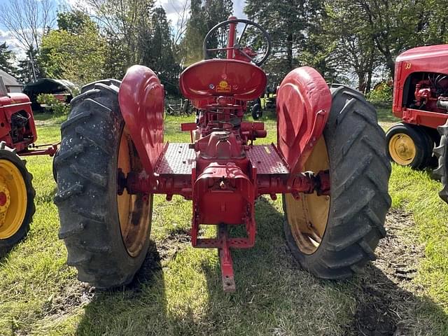 Image of Massey-Harris 30 equipment image 4