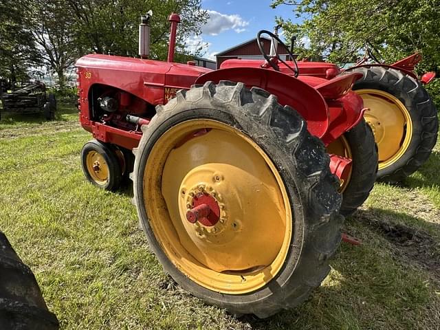 Image of Massey-Harris 30 equipment image 1