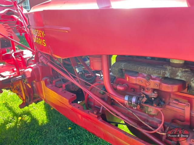 Image of Massey-Harris 30 equipment image 4