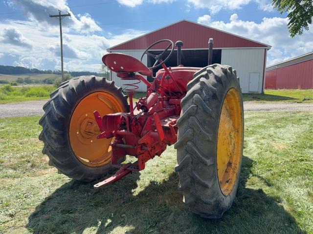 Image of Massey-Harris 44 equipment image 4