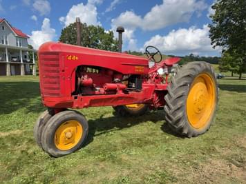 Main image Massey-Harris 44