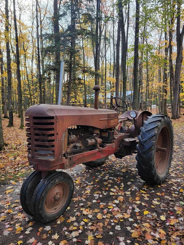 Image of Massey-Harris 44 equipment image 4