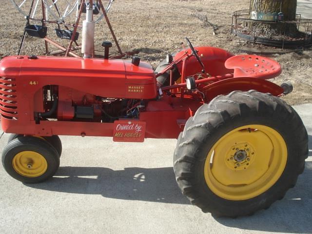 Image of Massey-Harris 44 Image 0