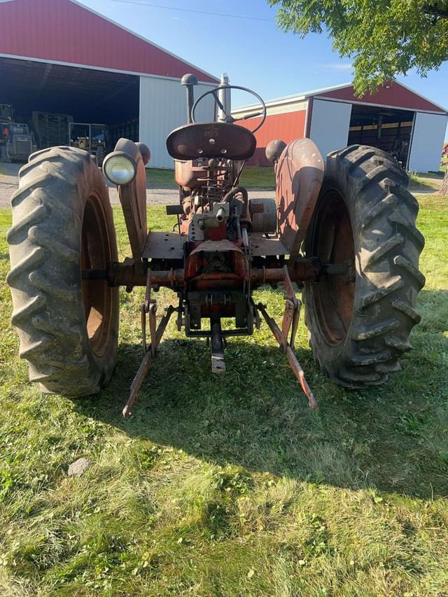 Image of Massey-Harris 44 equipment image 3