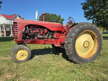 Main image Massey-Harris 44