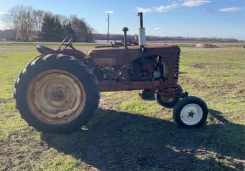 Main image Massey-Harris 44