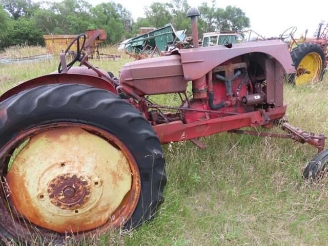 Image of Massey-Harris 44 equipment image 2