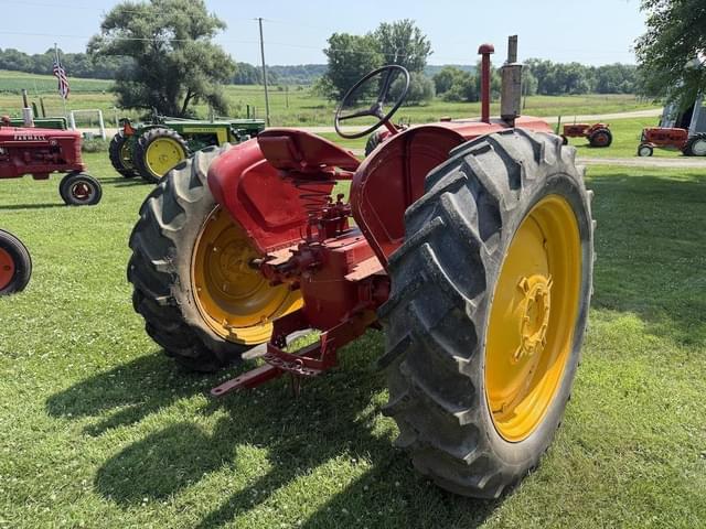 Image of Massey-Harris 44 equipment image 3