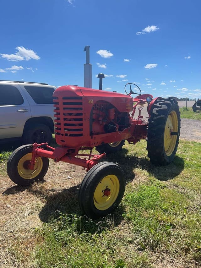 Image of Massey-Harris 44 equipment image 1