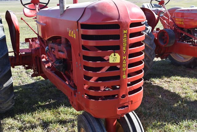 Image of Massey-Harris 44 equipment image 3