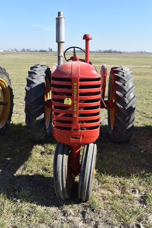 Image of Massey-Harris 44 equipment image 1