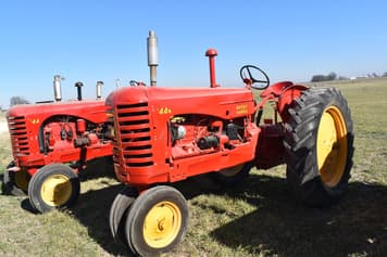Main image Massey-Harris 44