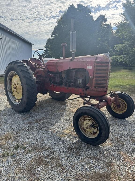 Image of Massey-Harris 444 equipment image 3