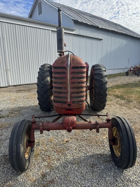 Image of Massey-Harris 444 equipment image 2