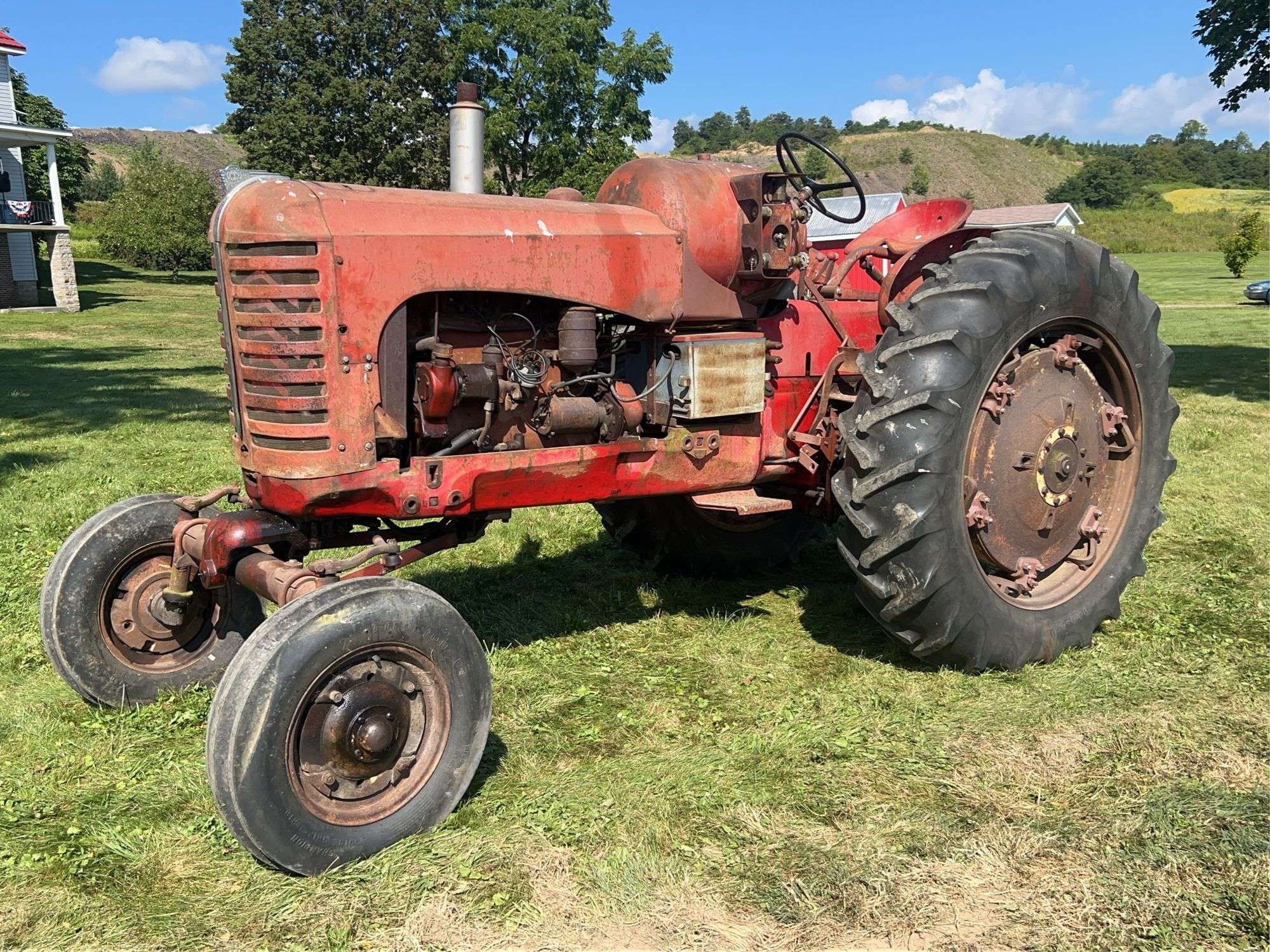 Massey-Harris 444 Equipment Image0