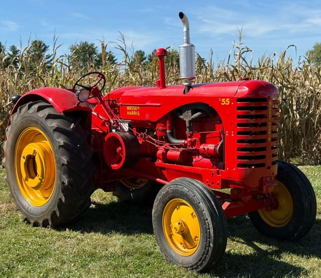 Image of Massey-Harris 55 equipment image 3
